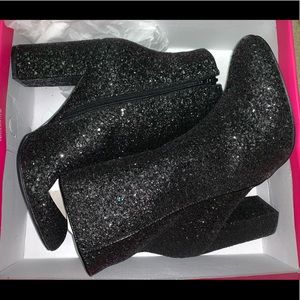 Jazzmyn Glittery Boots